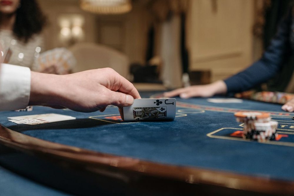 chia sẻ F8bet